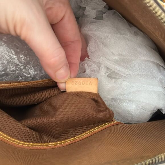 ✅AUTHENTIC✅LOUIS VUITTON ALMA PM - Picture 14 of 15